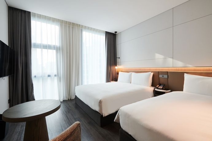 Imagen de la habitación del Hotel Nine Tree Premier Rokaus Seoul Yongsan. Foto 8