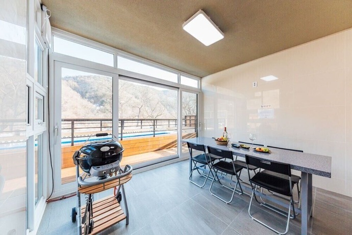 Imagen de la habitación del Hotel Nine to zero Pension. Foto 18