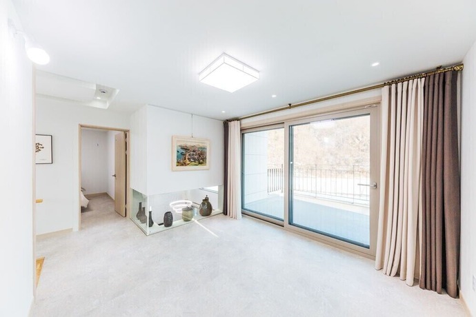 Imagen de la habitación del Hotel Nine to zero Pension. Foto 19