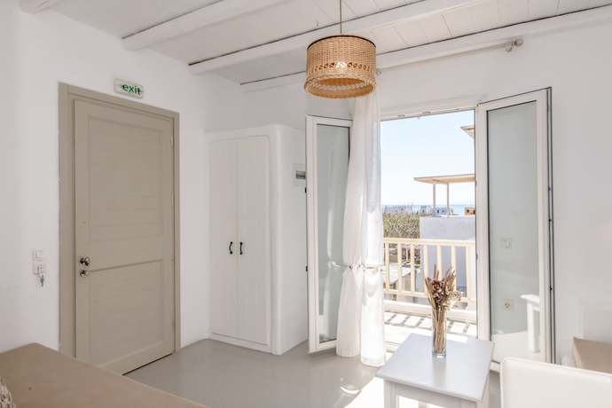 Imagen de la habitación del Hotel Ninemia Suites and Open air Spa. Foto 12