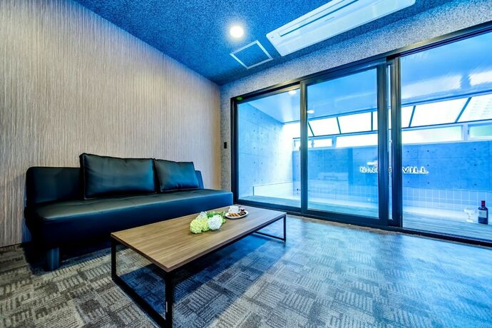 Imagen general del Hotel Ninespavill. Foto 4