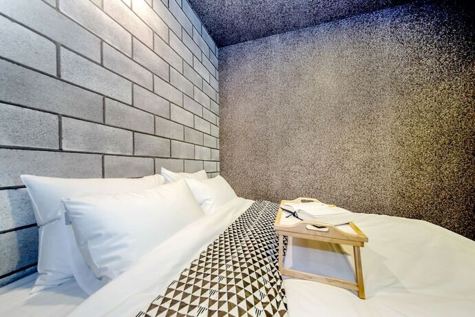 Imagen general del Hotel Ninespavill. Foto 5