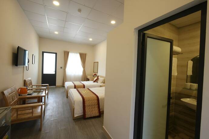 Imagen de la habitación del Hotel Ninety Nine Center. Foto 6