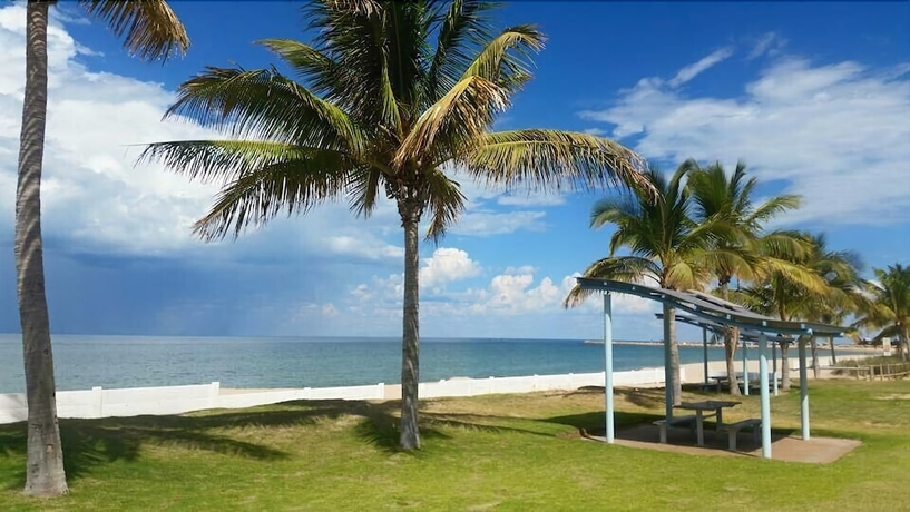 Imagen de los exteriores del Hotel Ningaloo Lodge Exmouth. Foto 10