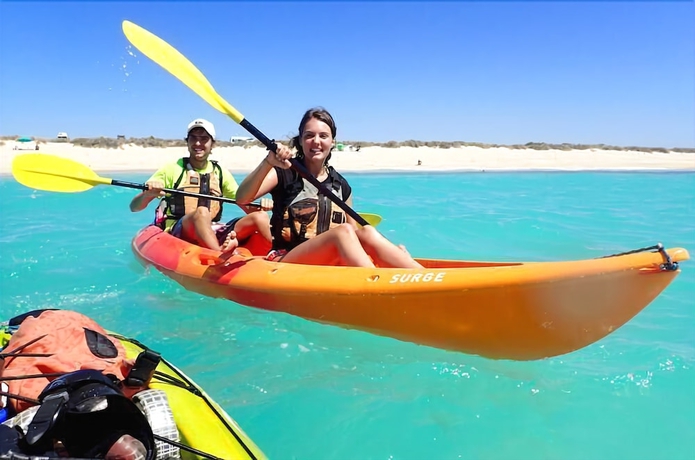 Imagen de los exteriores del Hotel Ningaloo Lodge Exmouth. Foto 11