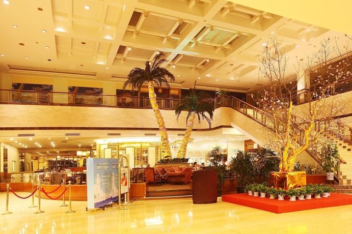 Imagen de los interiores del Hotel Ninghai New Century. Foto 17