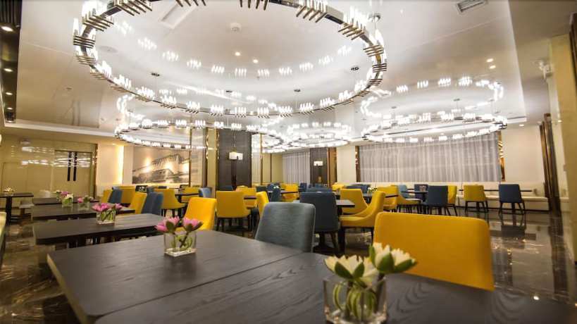 Imagen del bar/restaurante del Hotel Ningxia Dejilinka. Foto 2