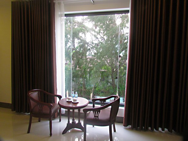 Imagen de la habitación del Hotel Ninh Chu. Foto 4