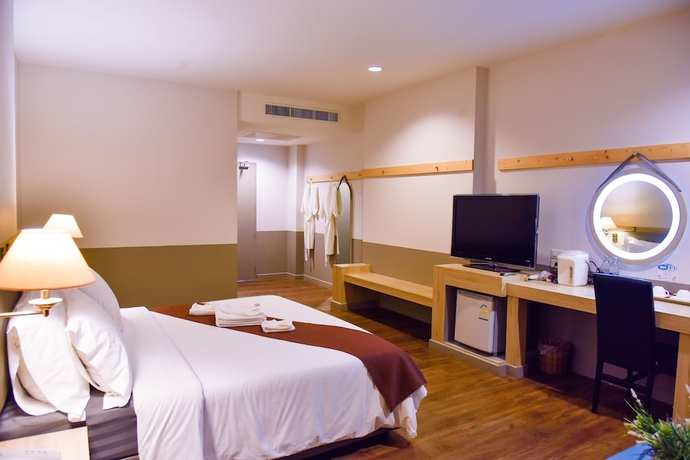 Imagen de la habitación del Hotel Nipa Garden. Foto 7