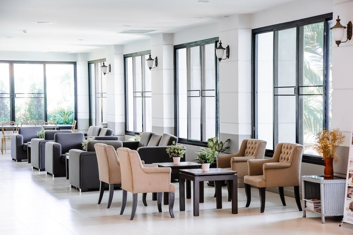 Imagen de los interiores del Hotel Nipa Garden. Foto 10