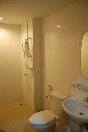 Imagen de la habitación del Hotel Nipa Residence. Foto 3