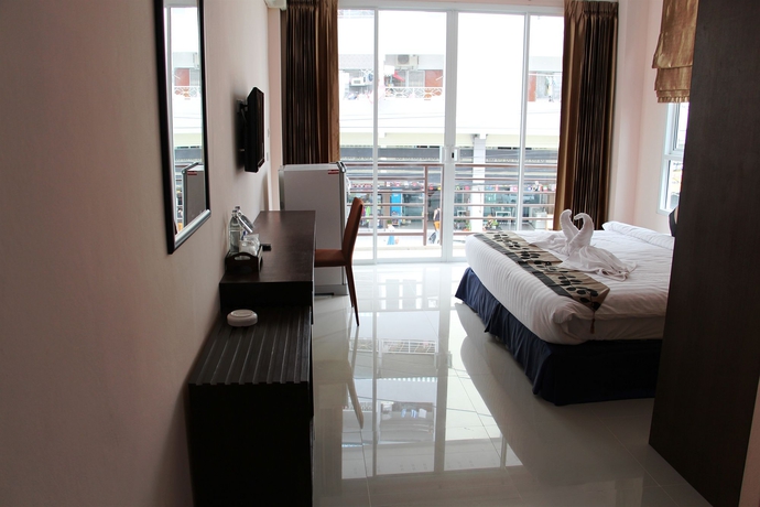 Imagen de la habitación del Hotel Nipa Residence. Foto 8