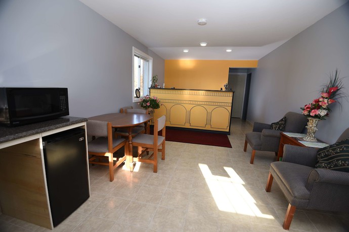 Imagen de los interiores del Hotel Nipissing Inn. Foto 20