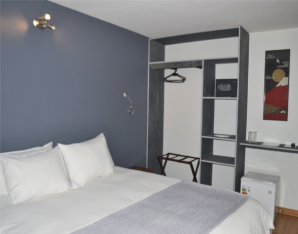 Imagen de la habitación del Hotel Nippon, Santiago Centro. Foto 3