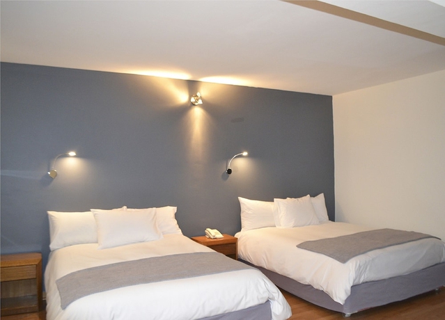 Imagen de la habitación del Hotel Nippon, Santiago Centro. Foto 5