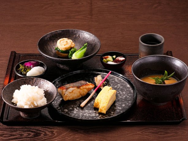 Imagen del bar/restaurante del Hotel Nipponia Takehara Saltworks Town. Foto 4