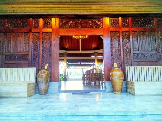 Imagen de los interiores del Hotel Nipuri. Foto 18