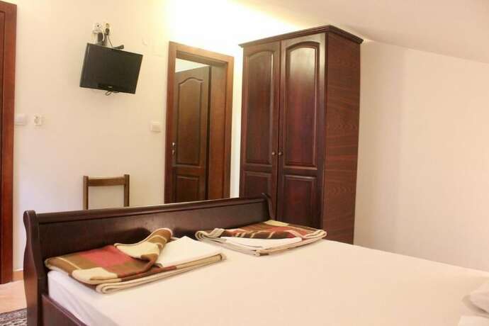 Imagen general del Hotel Nir Apartments Budva. Foto 9