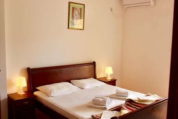 Imagen de la habitación del Hotel Nir Apartments Budva. Foto 18