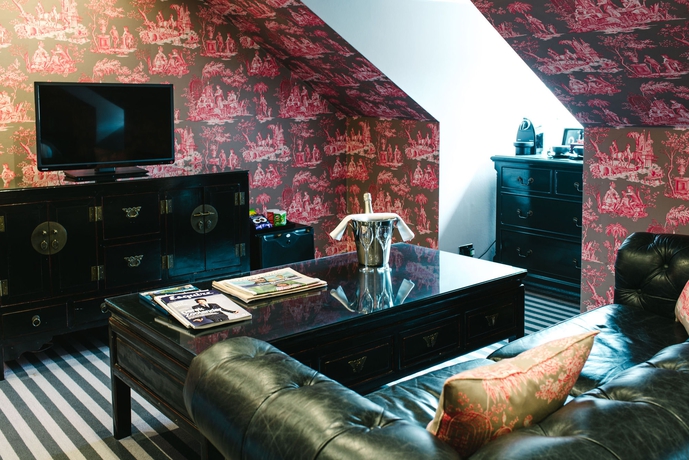 Imagen de los interiores del Hotel Nira Caledonia. Foto 10