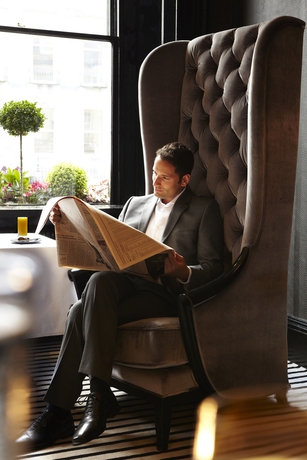 Imagen de los interiores del Hotel Nira Caledonia. Foto 15