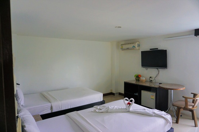 Imagen de la habitación del Hotel Nirakon. Foto 15