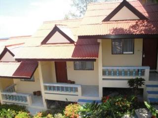 Imagen general del Hotel Niramon Sunview Resort. Foto 14