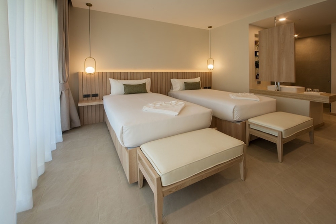 Imagen de la habitación del Hotel Niranapa Boutique Resort. Foto 14