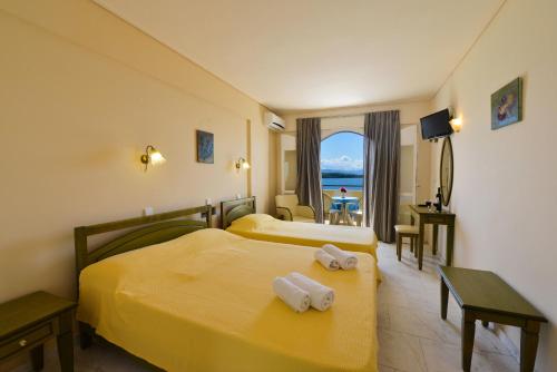 Imagen de la habitación del Hotel Niras. Foto 7