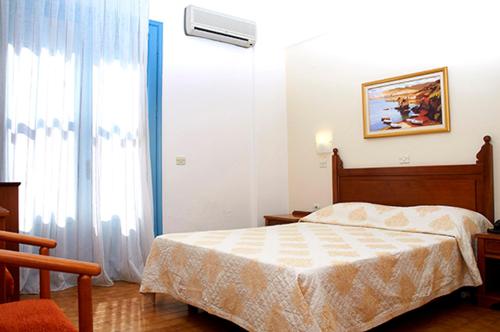 Imagen de la habitación del Hotel Nireus, Emporios. Foto 9