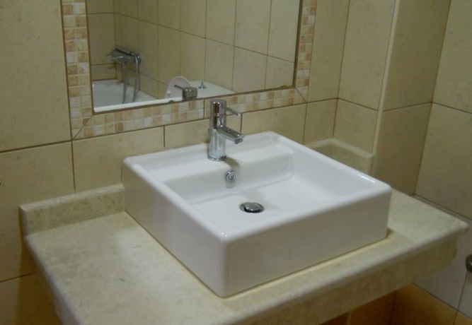 Imagen general del Hotel Niriedes Dionyssos Village. Foto 5