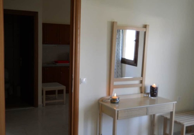 Imagen de la habitación del Hotel Niriedes Dionyssos Village. Foto 18