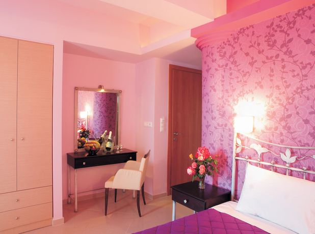 Imagen de la habitación del Hotel Niriides Beach. Foto 5