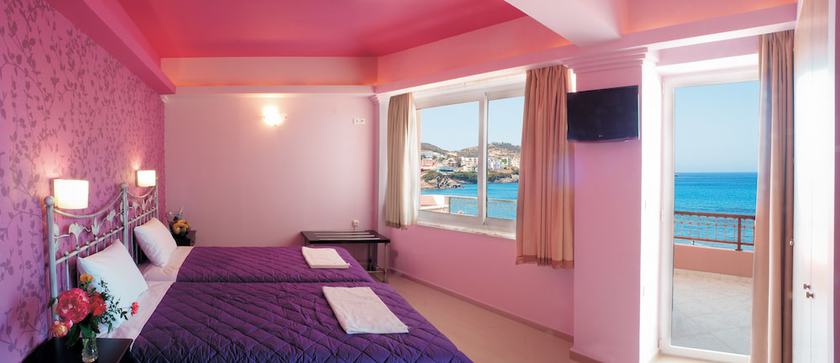 Imagen de la habitación del Hotel Niriides Beach. Foto 12