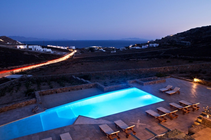 Imagen general del Hotel Niriides Homes and Villas. Foto 3