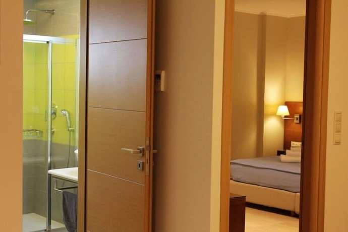 Imagen general del Hotel Niriides Luxury Villas. Foto 4