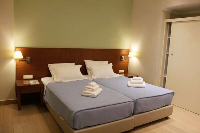 Imagen general del Hotel Niriides Luxury Villas. Foto 6