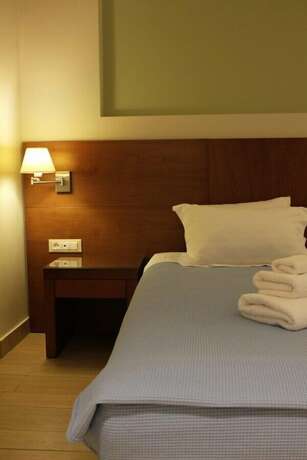 Imagen general del Hotel Niriides Luxury Villas. Foto 11