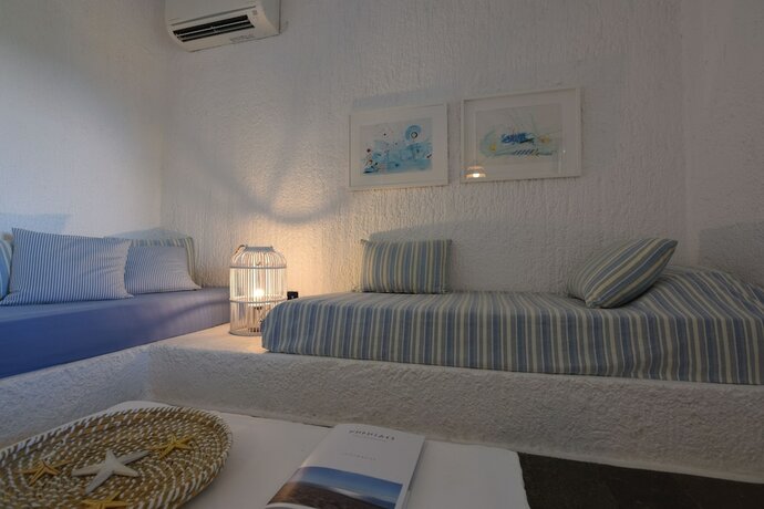 Imagen general del Hotel Niriides Villas, East Mani. Foto 5