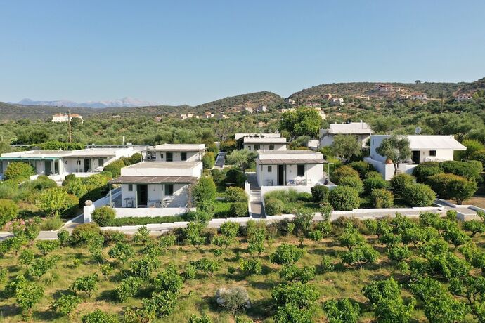 Imagen general del Hotel Niriides Villas, East Mani. Foto 9