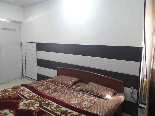 Imagen de la habitación del Hotel Nirmal Lodge. Foto 8