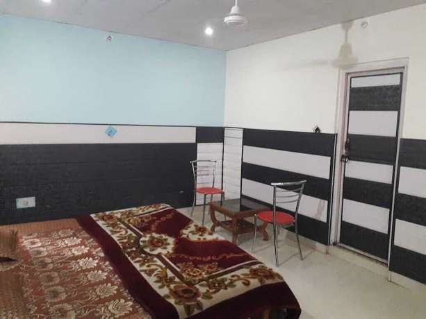 Imagen de la habitación del Hotel Nirmal Lodge. Foto 12