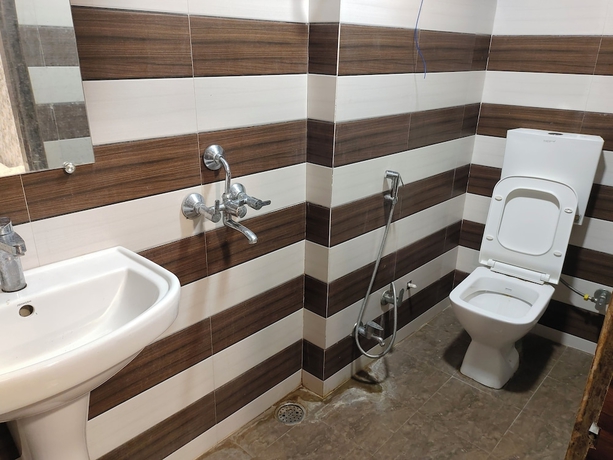 Imagen de la habitación del Hotel Nirmal Palace. Foto 9
