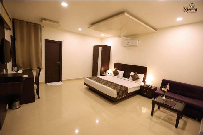 Imagen de la habitación del Hotel Nirmal Residency. Foto 9