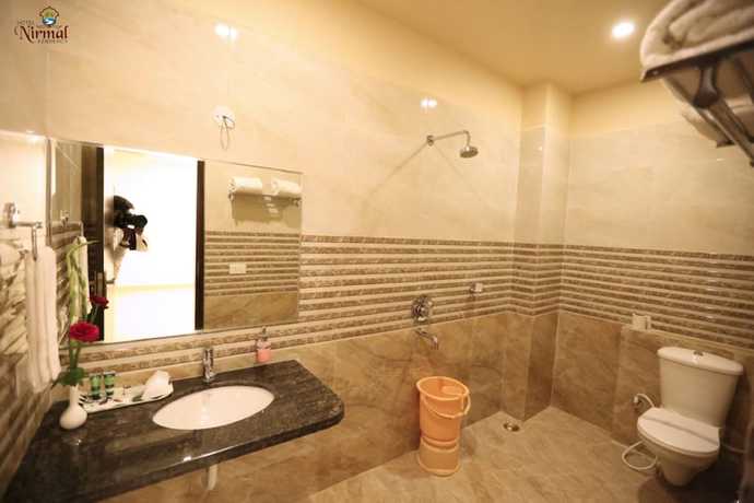 Imagen de la habitación del Hotel Nirmal Residency. Foto 19