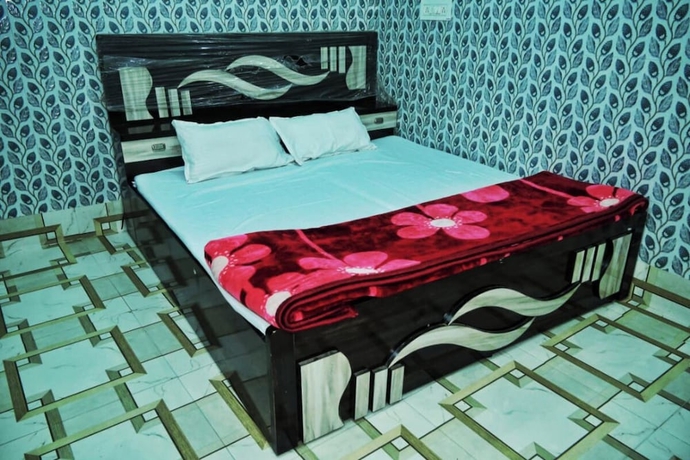 Imagen de la habitación del Hotel Nirmala Sadan Homestay Ayodhya. Foto 3