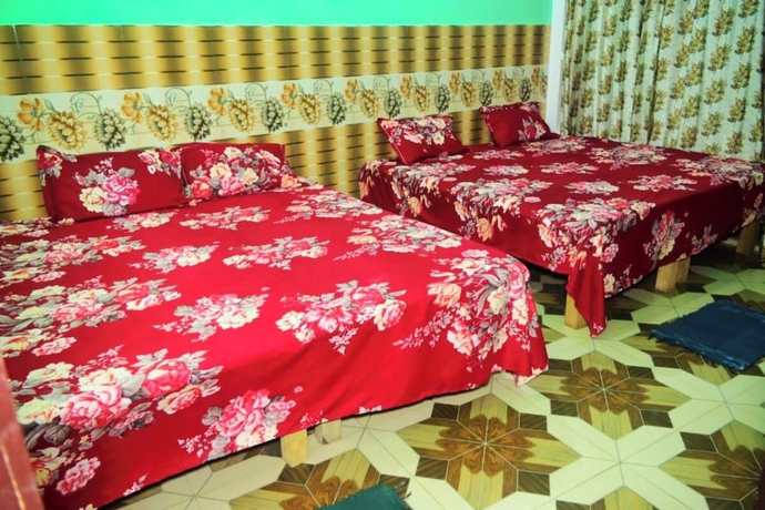Imagen de la habitación del Hotel Nirmala Sadan Homestay Ayodhya. Foto 8