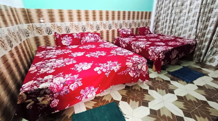 Imagen de la habitación del Hotel Nirmala Sadan Homestay Ayodhya. Foto 14