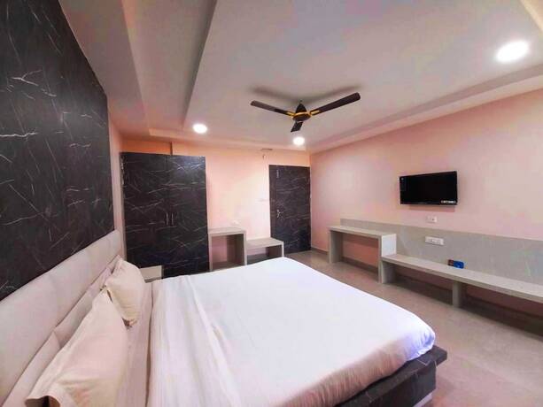 Imagen general del Hotel Nirmalya Inn. Foto 7