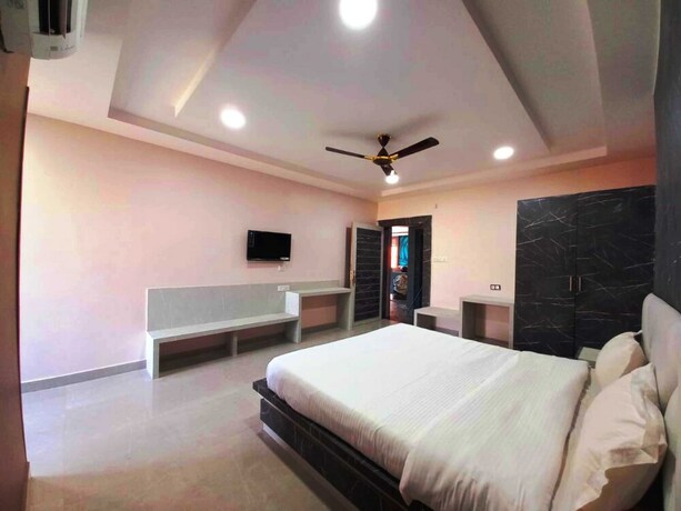 Imagen general del Hotel Nirmalya Inn. Foto 10